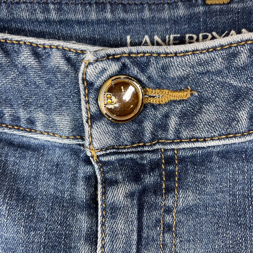 Lane Bryant Distressed Denim Short Shorts Sz 22 - Picture 4 of 10